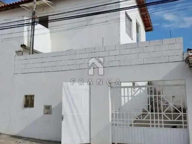 Casa aluguel em Região Imediata de São José dos Campos, Região Metropolitana do Vale do Paraíba e Litoral Norte