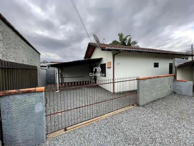 Casa aluguel em Região Geográfica Imediata de Joinville, Jaraguá do Sul