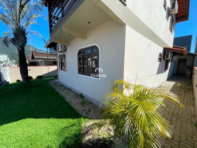 Casa aluguel em Região Geográfica Imediata de Joinville, Jaraguá do Sul