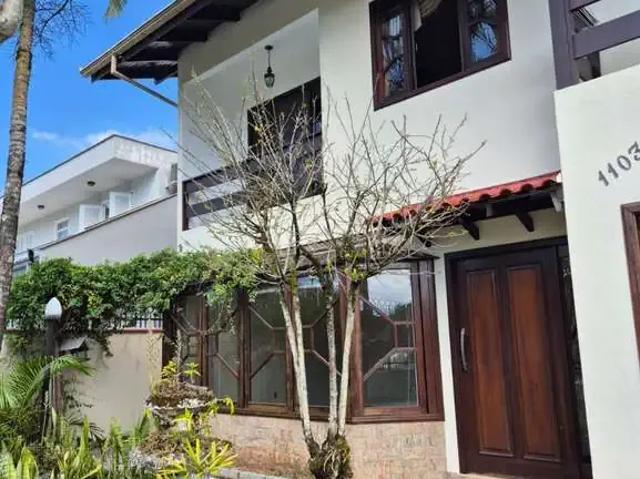 Casa aluguel em Região Geográfica Imediata de Joinville, Joinville