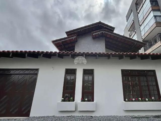 Casa aluguel em Região Geográfica Imediata de Joinville, Joinville