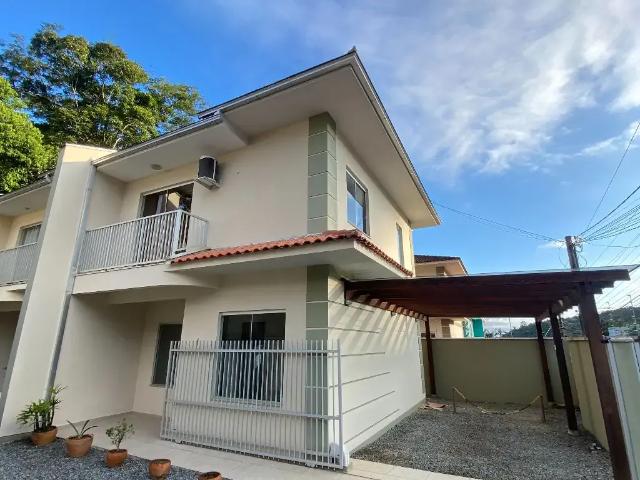 Casa aluguel em Região Geográfica Imediata de Joinville, Joinville
