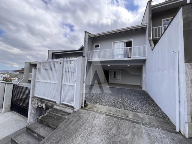 Casa aluguel em Boa Vista, Joinville