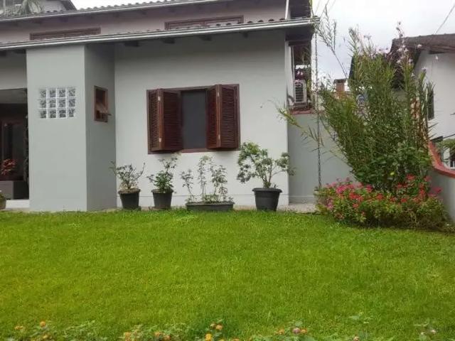 Casa aluguel em Região Geográfica Imediata de Joinville, Joinville