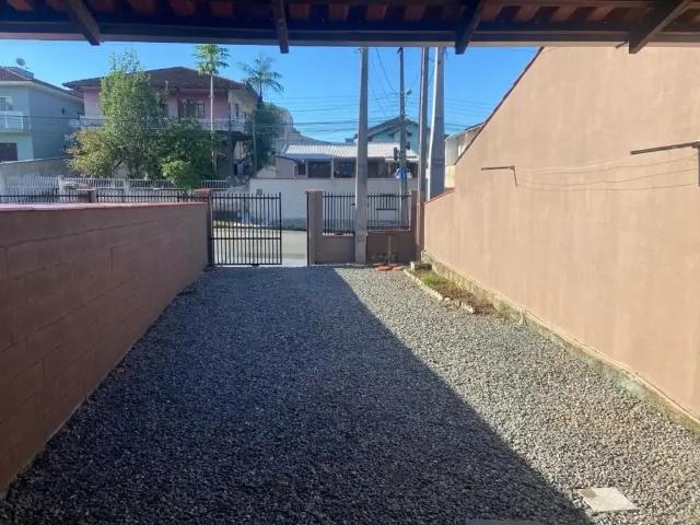 Casa aluguel em Região Geográfica Imediata de Joinville, Joinville