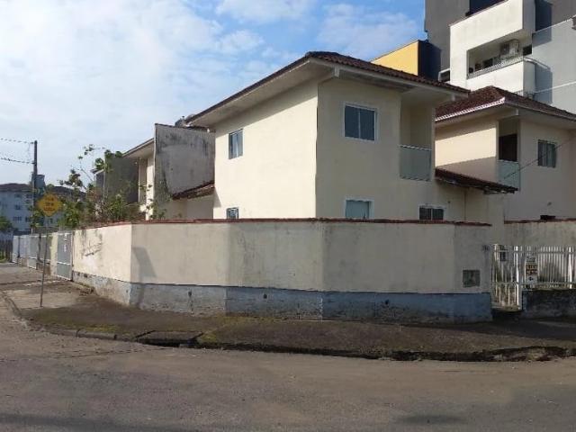 Casa aluguel em Região Geográfica Imediata de Joinville, Joinville
