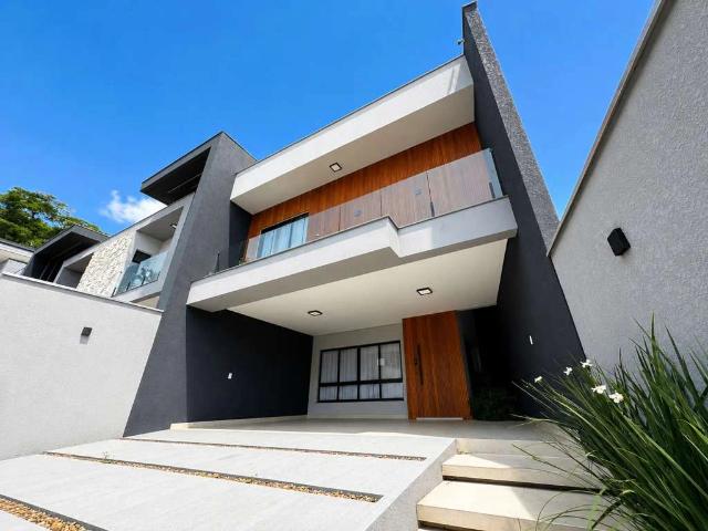 Casa aluguel em Região Geográfica Imediata de Joinville, Joinville