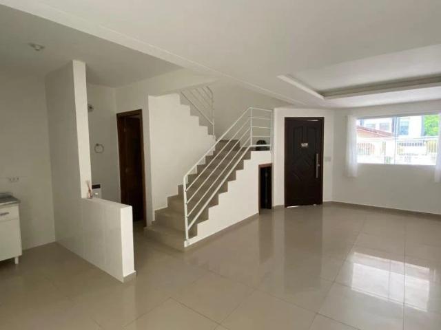 Casa aluguel em Região Geográfica Imediata de Joinville, Joinville