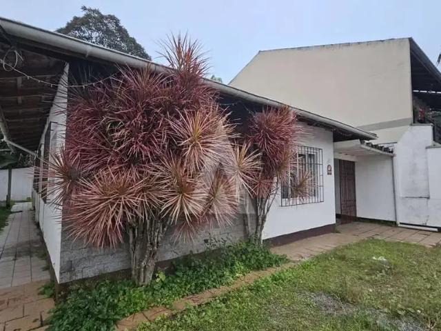 Casa aluguel em Região Geográfica Imediata de Joinville, Joinville
