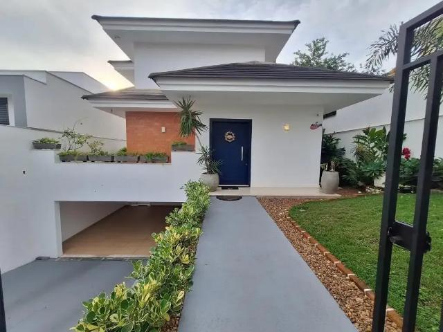 Casa aluguel em Região Geográfica Imediata de Joinville, Joinville