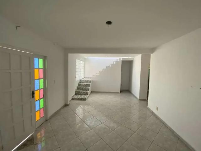 Casa aluguel em Região Geográfica Imediata de Juiz de Fora, Juiz de Fora