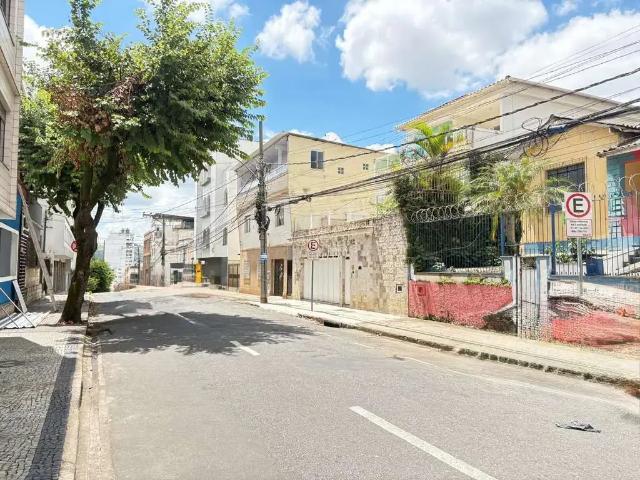 Casa aluguel em Região Geográfica Imediata de Juiz de Fora, Juiz de Fora