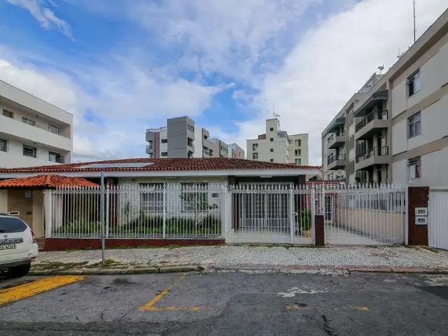 Casa aluguel em Região Geográfica Imediata de Juiz de Fora, Juiz de Fora