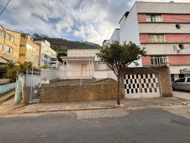 Casa aluguel em Região Geográfica Imediata de Juiz de Fora, Juiz de Fora