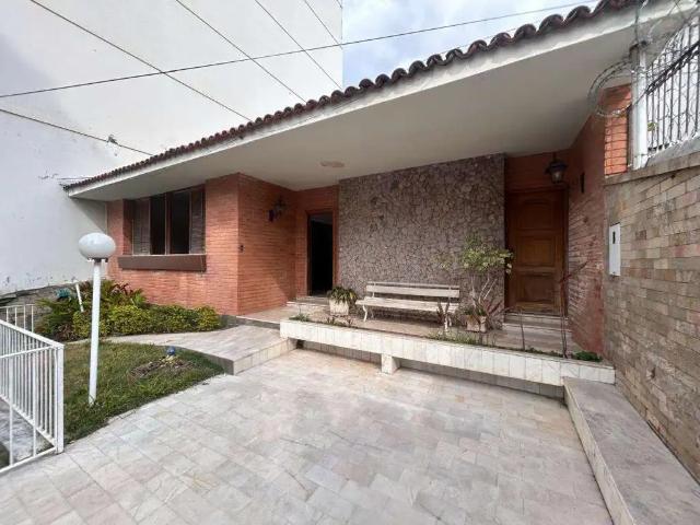 Casa aluguel em Região Geográfica Imediata de Juiz de Fora, Juiz de Fora