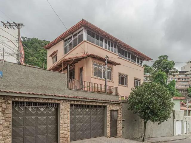 Casa aluguel em Região Geográfica Imediata de Juiz de Fora, Juiz de Fora