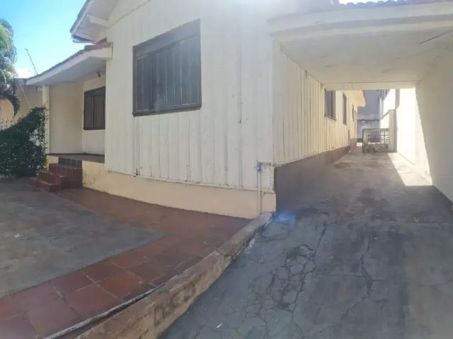 Casa aluguel em Região Geográfica Imediata de Londrina, Londrina