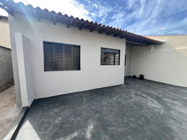 Casa aluguel em Conjunto Habitacional Sebastião de Mello Cesar, Londrina