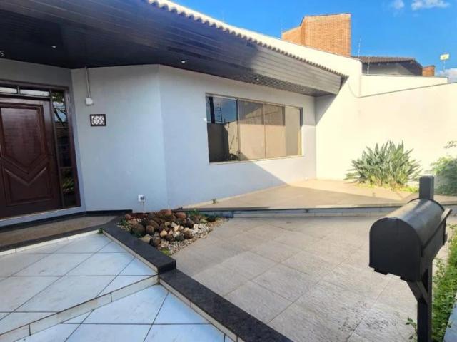 Casa aluguel em Tucanos, Londrina