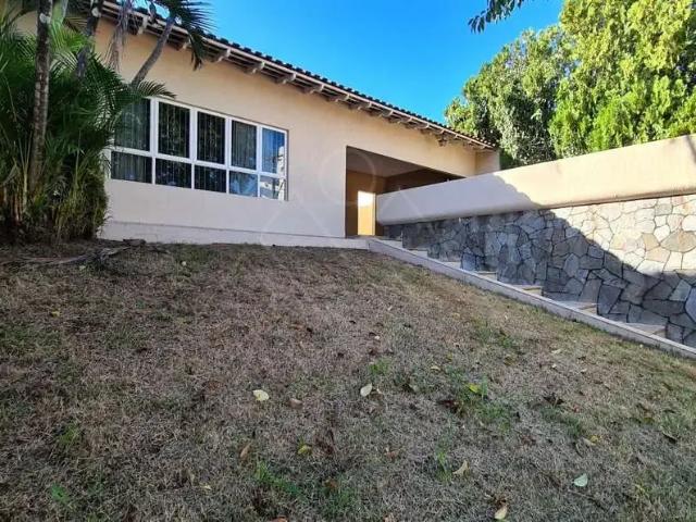 Casa aluguel em Higienópolis, Londrina