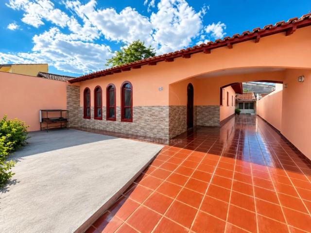 Casa aluguel em Champagnat, Londrina