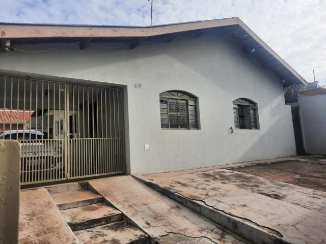 Casa aluguel em Nova Londrina, Região Geográfica Intermediária de Maringá
