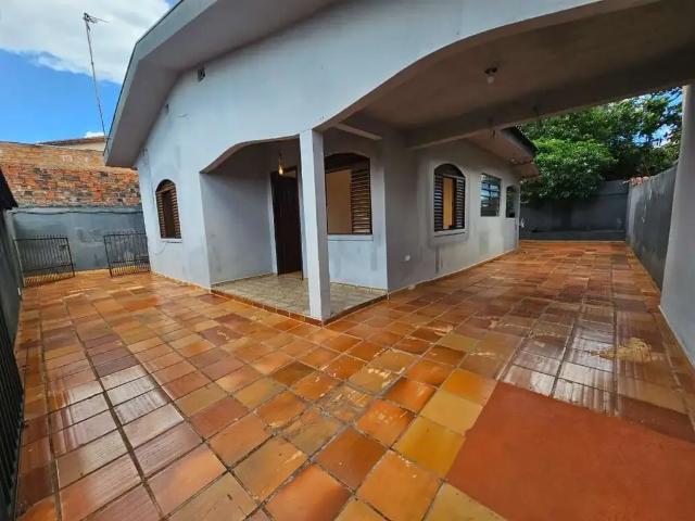 Casa aluguel em Região Geográfica Imediata de Londrina, Londrina