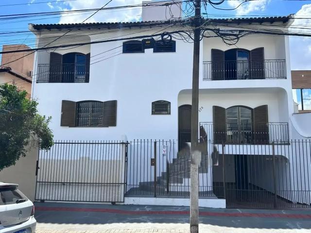 Casa aluguel em Petrópolis, Londrina