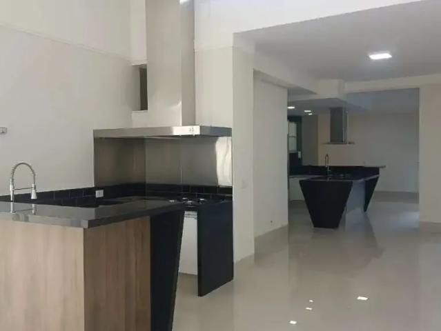 Casa aluguel em Região Imediata de Marília, Marília