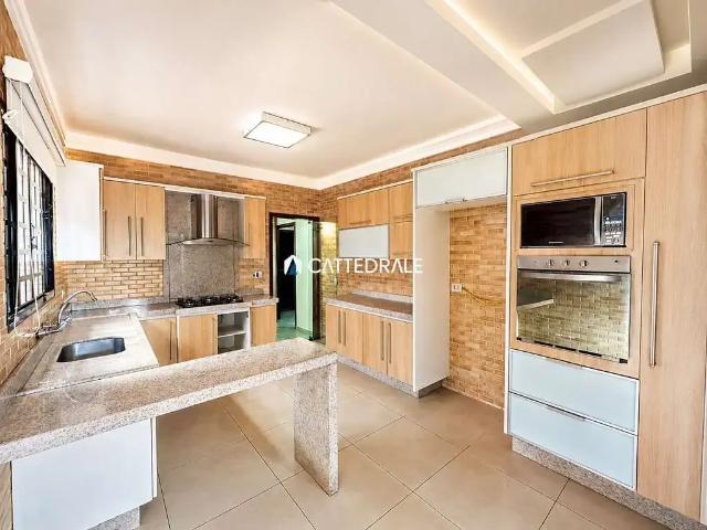 Casa aluguel em Região Geográfica Imediata de Maringá, Maringá