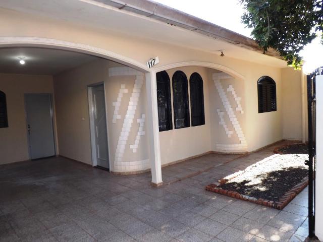 Casa aluguel em Conjunto Residencial Branca de Jesus Camargo Vieira, Maringá