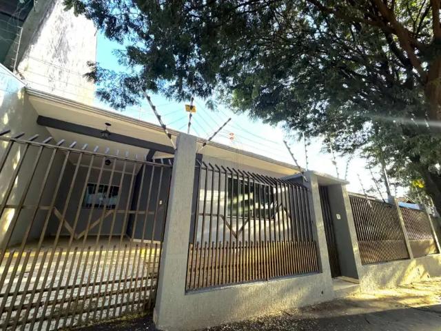 Casa aluguel em Região Geográfica Imediata de Maringá, Maringá