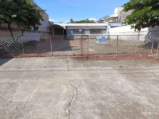 Casa aluguel em Região Geográfica Imediata de Maringá, Maringá