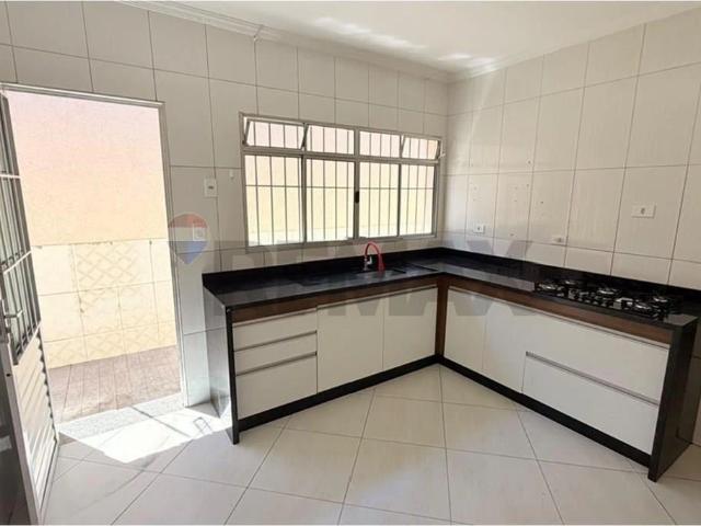 Casa aluguel em Vila Vitória, Mogi das Cruzes