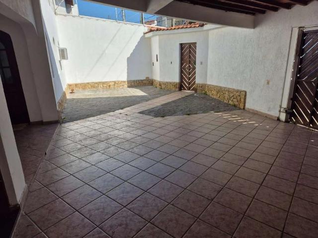 Casa aluguel em Jardim Santista, Mogi das Cruzes