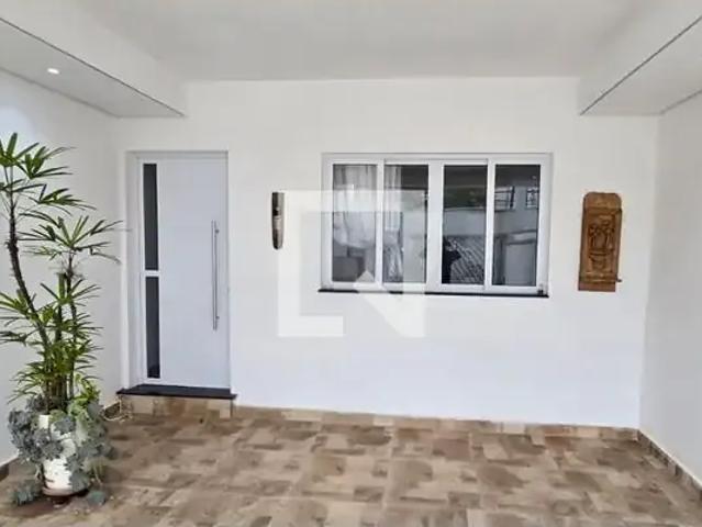 Casa aluguel em Loteamento Rio Acima, Mogi das Cruzes
