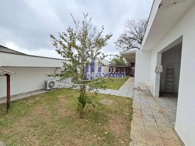 Casa aluguel em Vila Vitória, Mogi das Cruzes