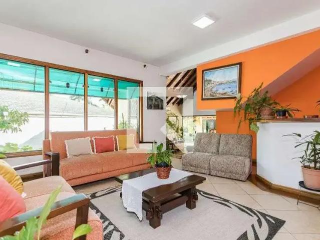 Casa aluguel em Região Imediata de São Paulo, Região Metropolitana de São Paulo