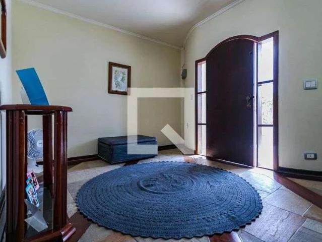 Casa aluguel em Vila Oliveira, Mogi das Cruzes