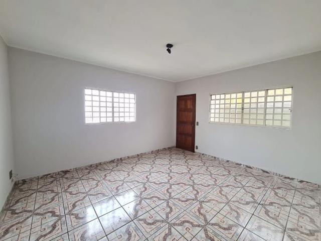 Casa aluguel em Mogi Mirim, Região Geográfica Intermediária de Campinas