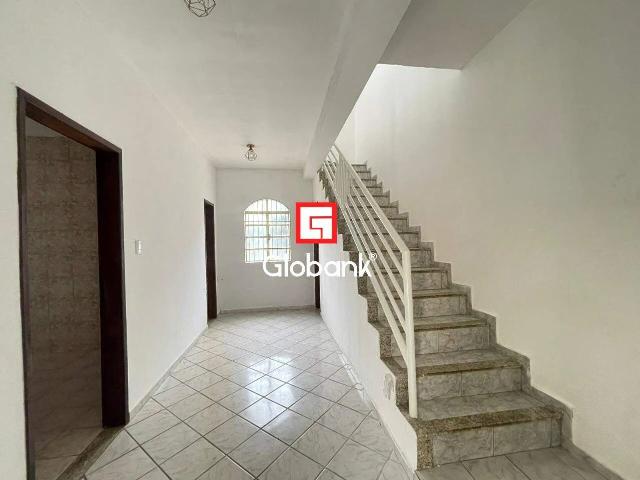 Casa aluguel em Montes Claros, Região Geográfica Intermediária de Montes Claros