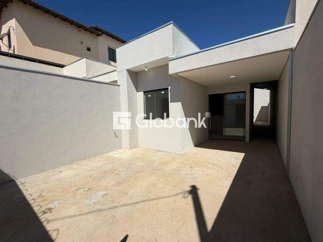 Casa aluguel em Montes Claros, Região Geográfica Intermediária de Montes Claros