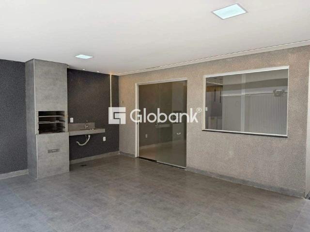 Casa aluguel em Montes Claros, Região Geográfica Intermediária de Montes Claros