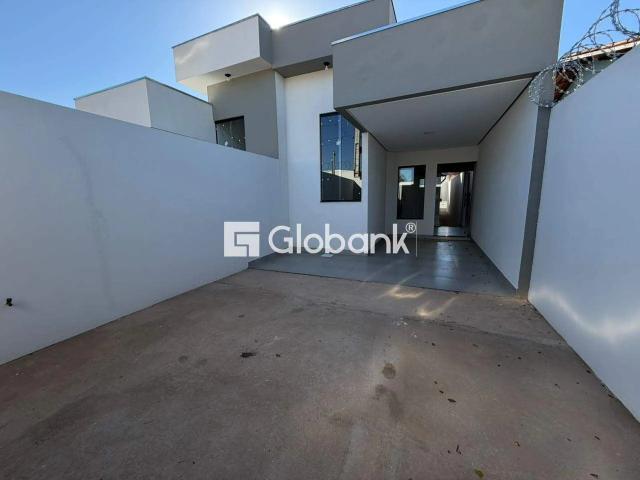Casa aluguel em Montes Claros, Região Geográfica Intermediária de Montes Claros
