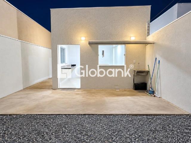 Casa aluguel em Montes Claros, Região Geográfica Intermediária de Montes Claros
