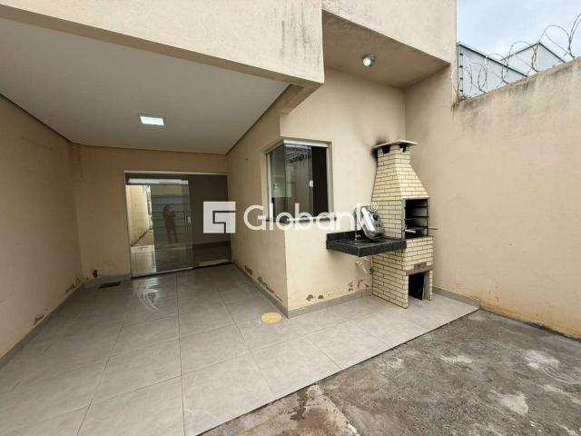 Casa aluguel em Montes Claros, Região Geográfica Intermediária de Montes Claros