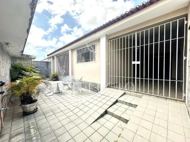 Casa aluguel em Região Geográfica Imediata de Natal, Natal