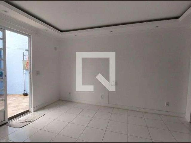Casa aluguel em Região Geográfica Imediata do Rio de Janeiro, Região Metropolitana do Rio de Janeiro