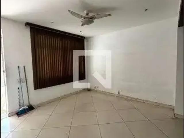 Casa aluguel em Região Geográfica Imediata do Rio de Janeiro, Região Metropolitana do Rio de Janeiro