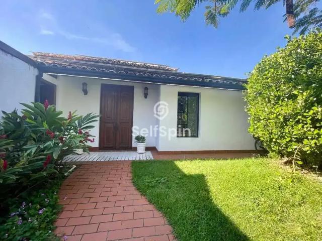 Casa aluguel em Região Geográfica Imediata do Rio de Janeiro, Região Metropolitana do Rio de Janeiro